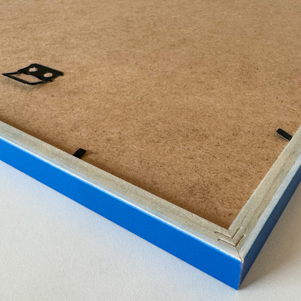 Blå mat træramme – Smal (15 mm) – 50x60 cm