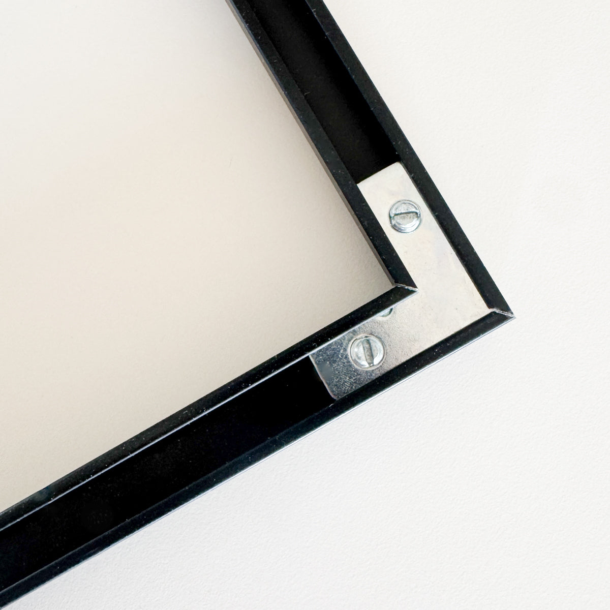 Sort premium aluramme - Smal (6 mm) - Specialmål