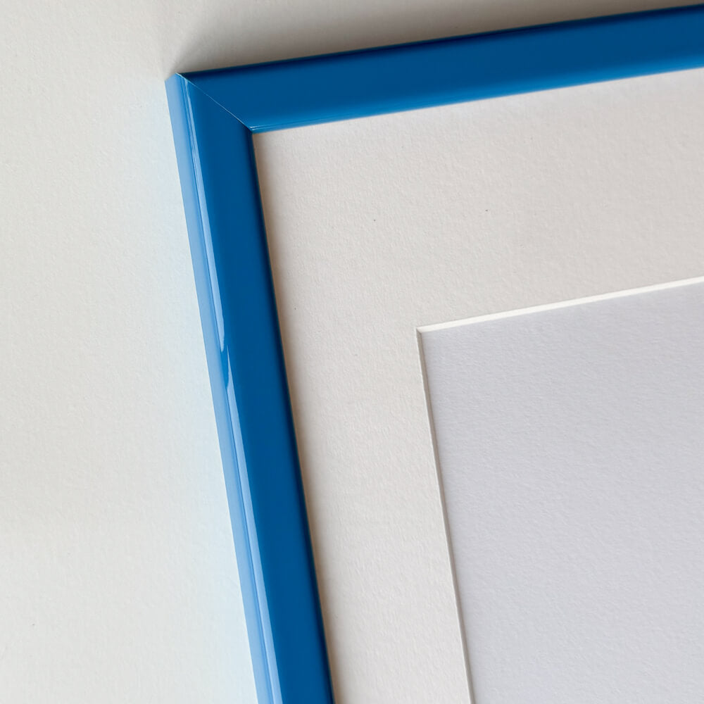 Blå blank træramme – Smal (14 mm) – 50x60 cm