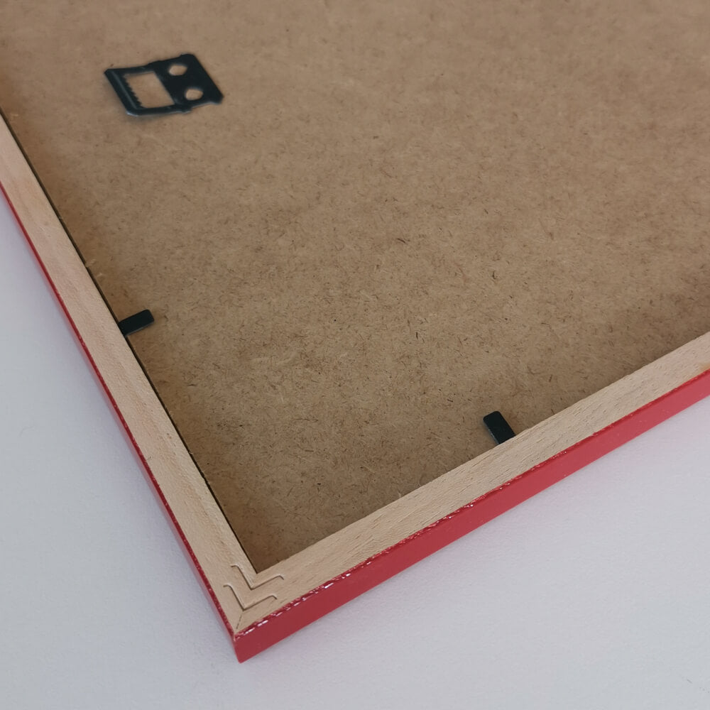 Mørk rød blank træramme – Smal (14 mm) – A2 (42x59,4 cm)