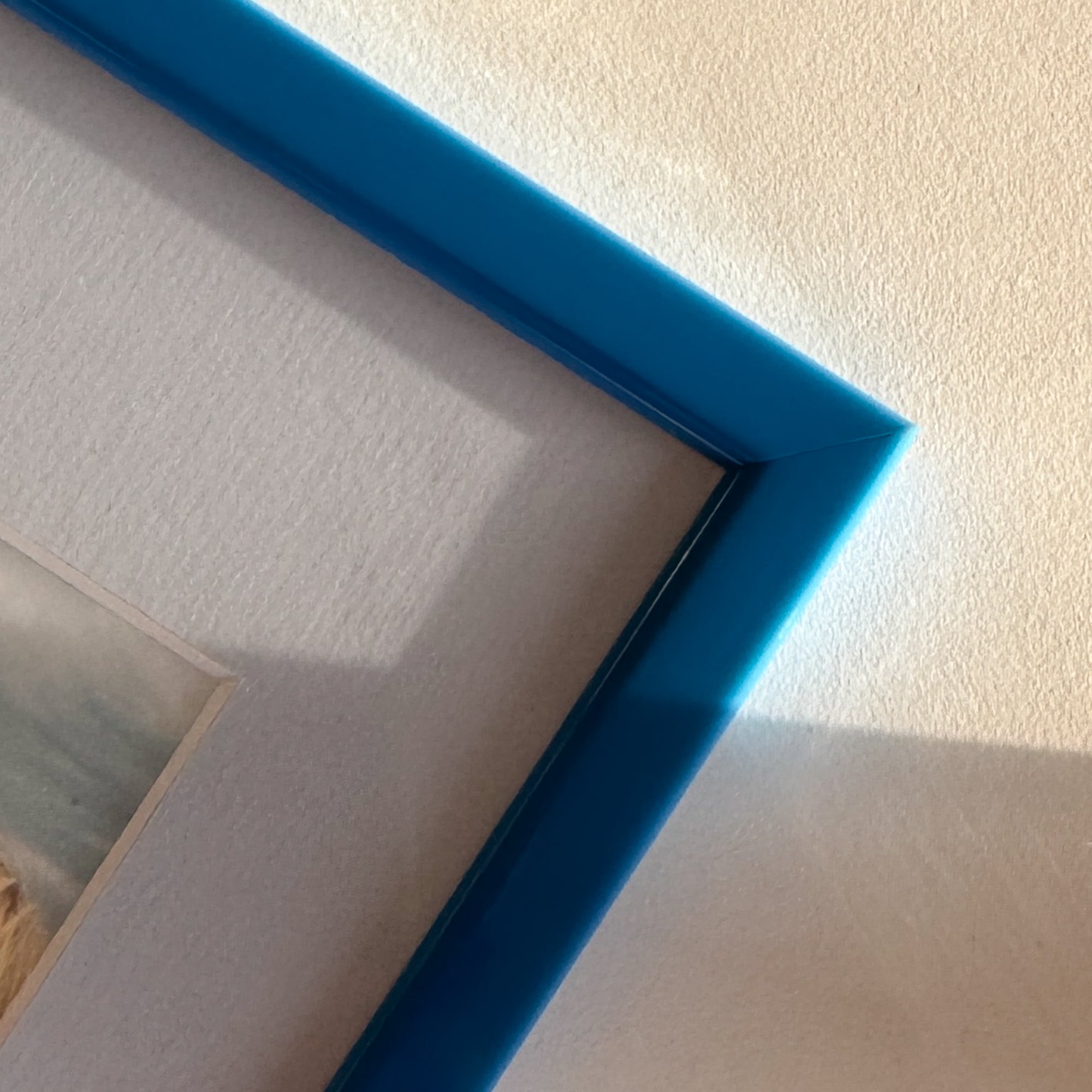 Blå blank træramme - Smal (13 mm) - A3 (30x42 cm)