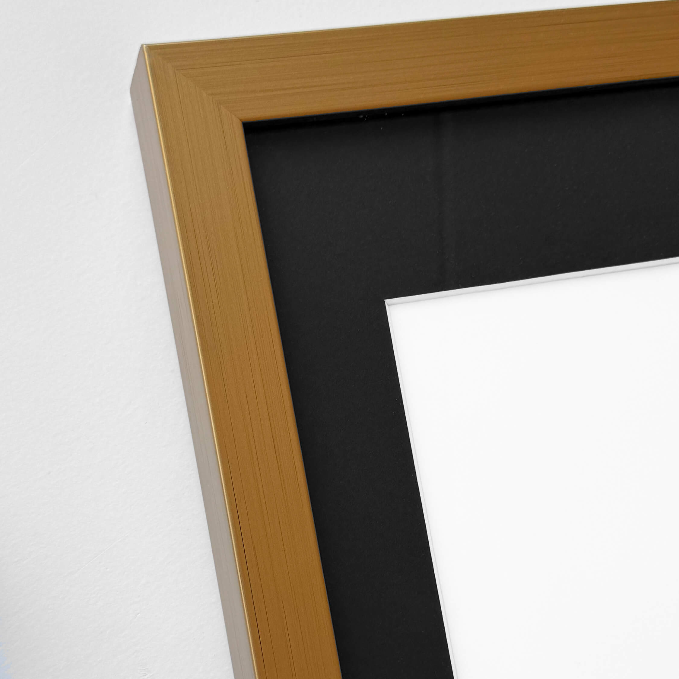 Mørk guld træramme - Bred (20 mm) - Specialmål