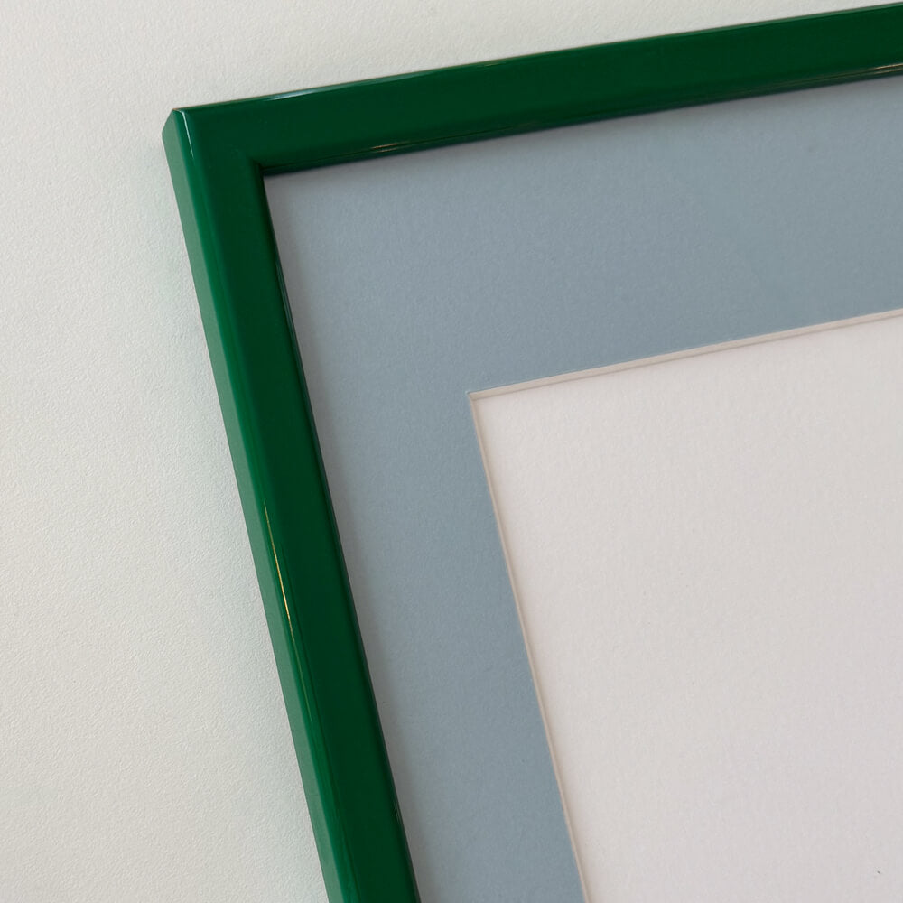 Grøn blank træramme – Smal (13 mm) – 40x50 cm