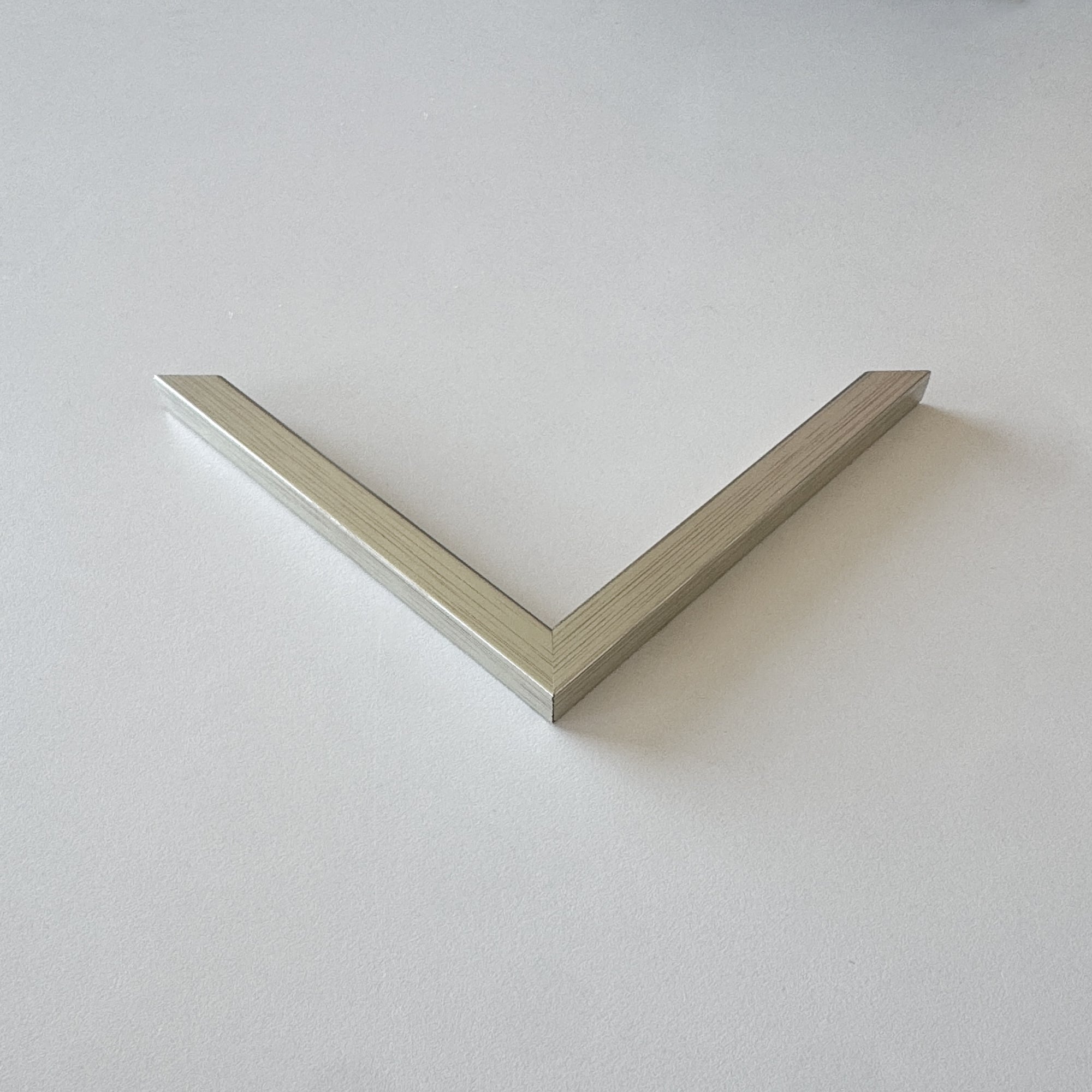 Hjørneprøve: Sølv træramme - Smal (13x11 mm)