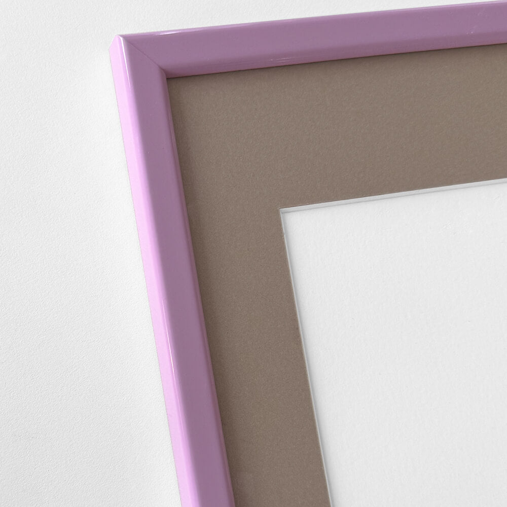Lyserød blank træramme - Smal (13 mm) - 40x50 cm