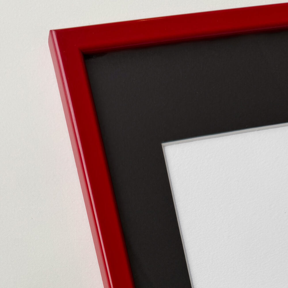 Mørk rød blank træramme - Smal (13 mm) - 50x70 cm