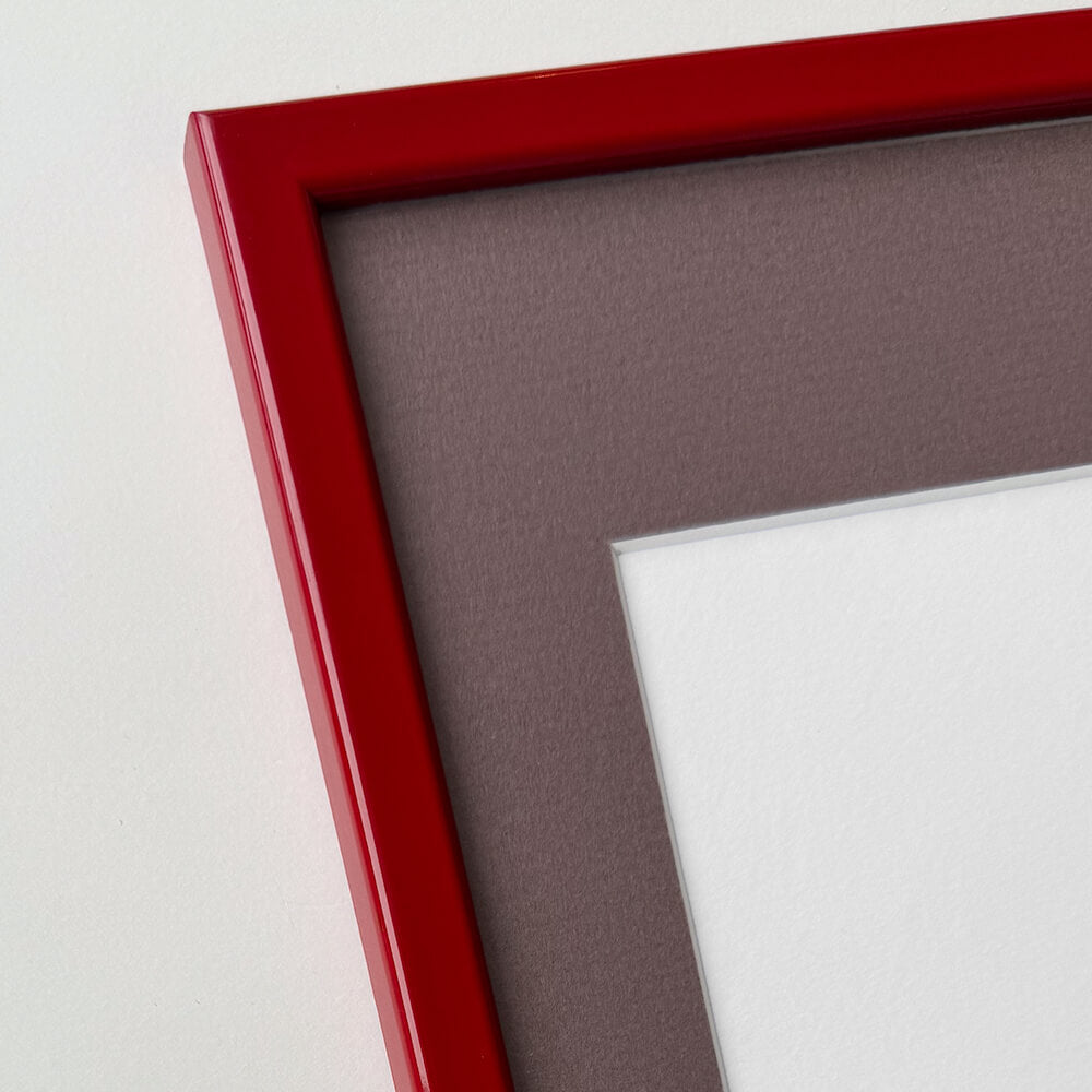 Mørk rød blank træramme – Smal (13 mm) – 40x50 cm