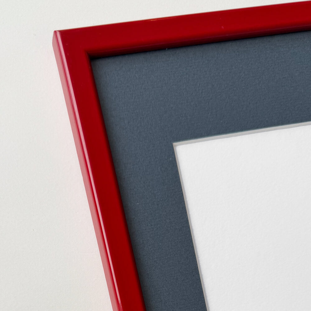 Mørk rød blank træramme - Smal (13 mm) - 50x70 cm