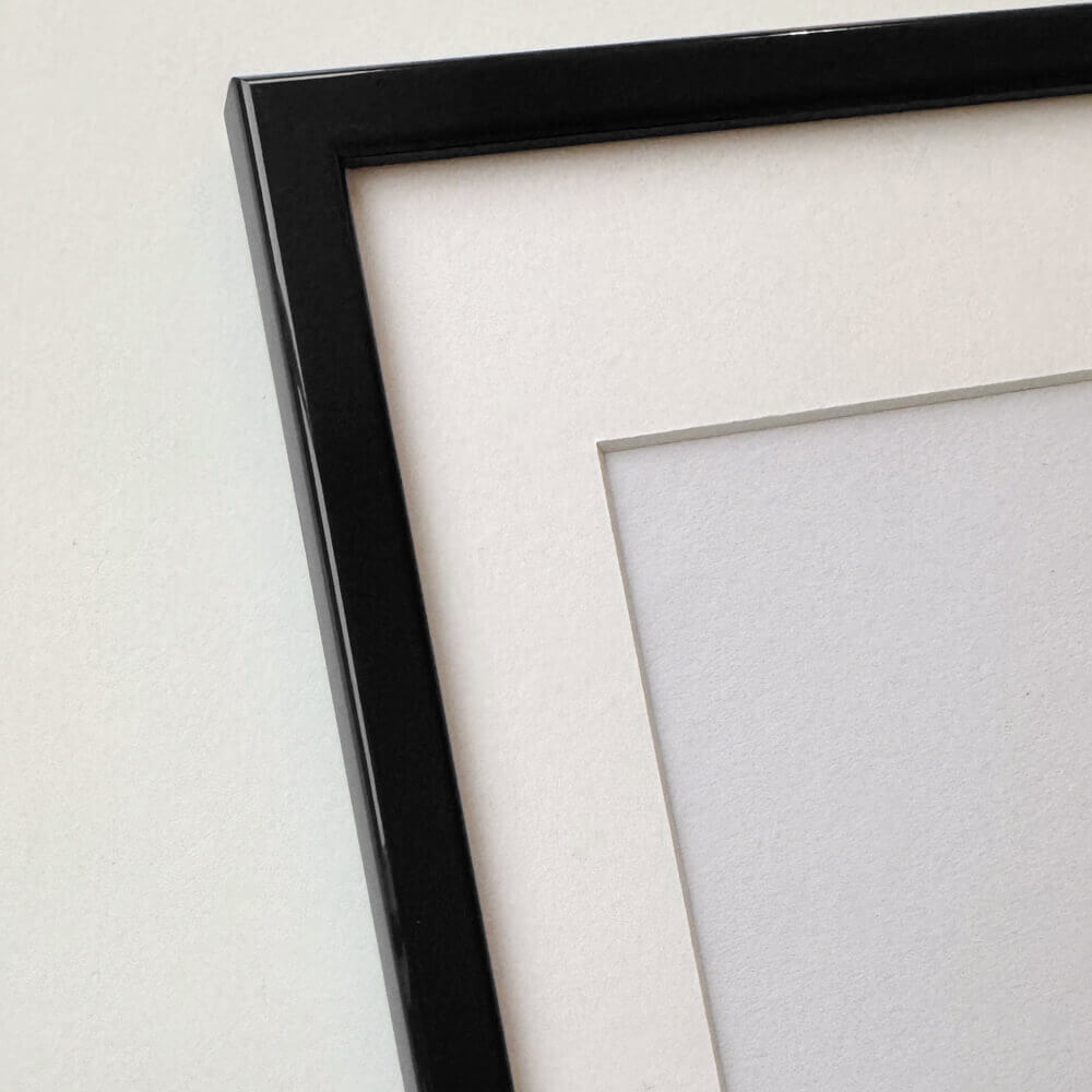 Sort blank træramme - Smal (13 mm) - 40x50 cm