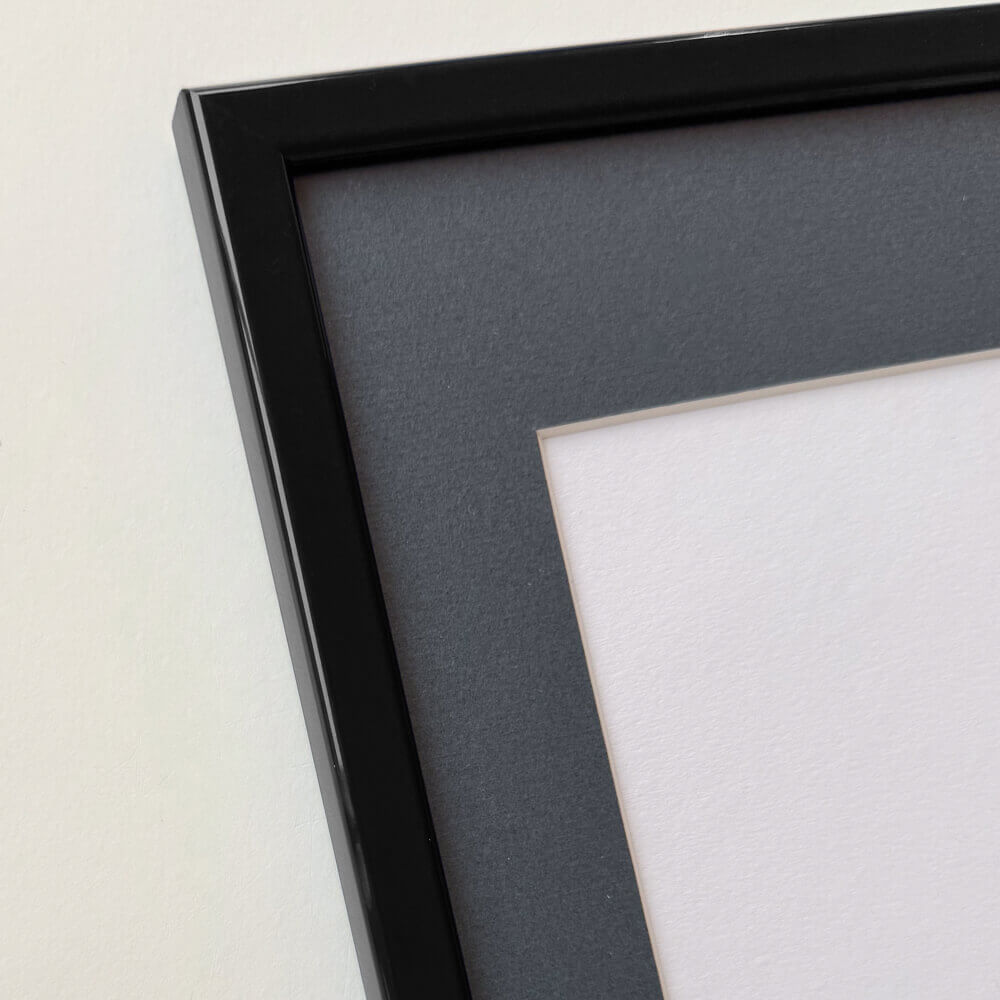 Sort blank træramme - Smal (13 mm) - 40x50 cm