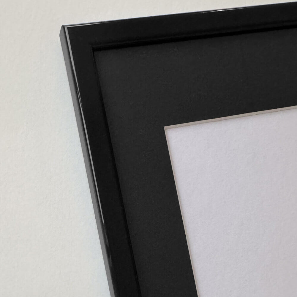 Sort blank træramme - Smal (13 mm) - 40x50 cm