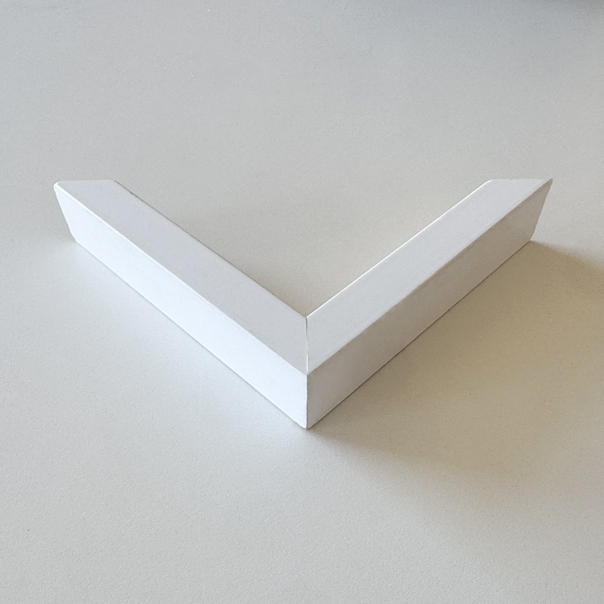 Hjørneprøve: Hvid træramme - Bred (20x30 mm)