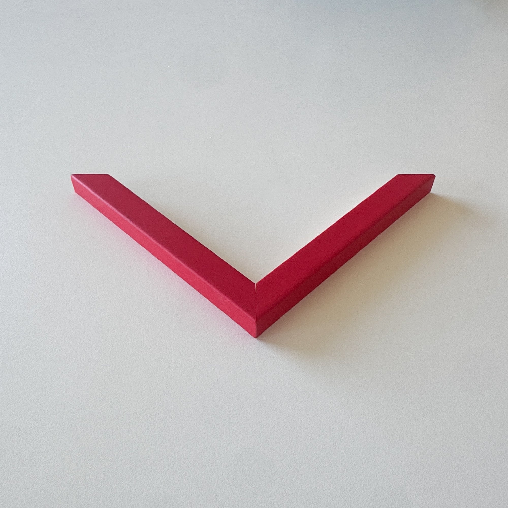Hjørneprøve: Rød mat træramme - Smal (15x13 mm)