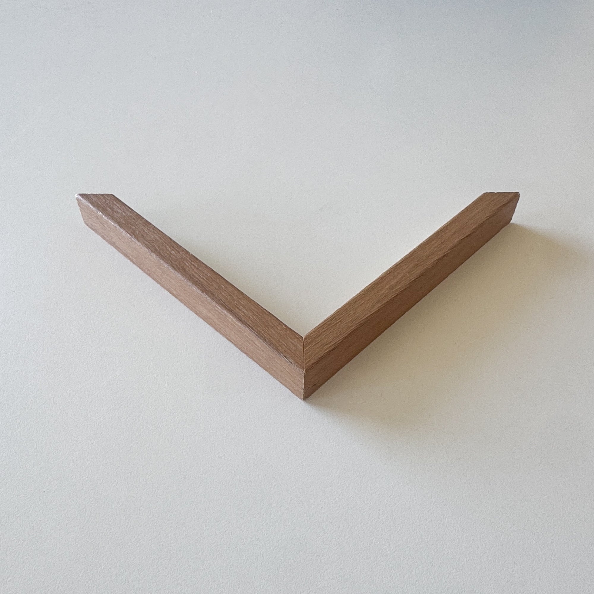 Hjørneprøve: Mørk eg træramme - Smal (12x18 mm)