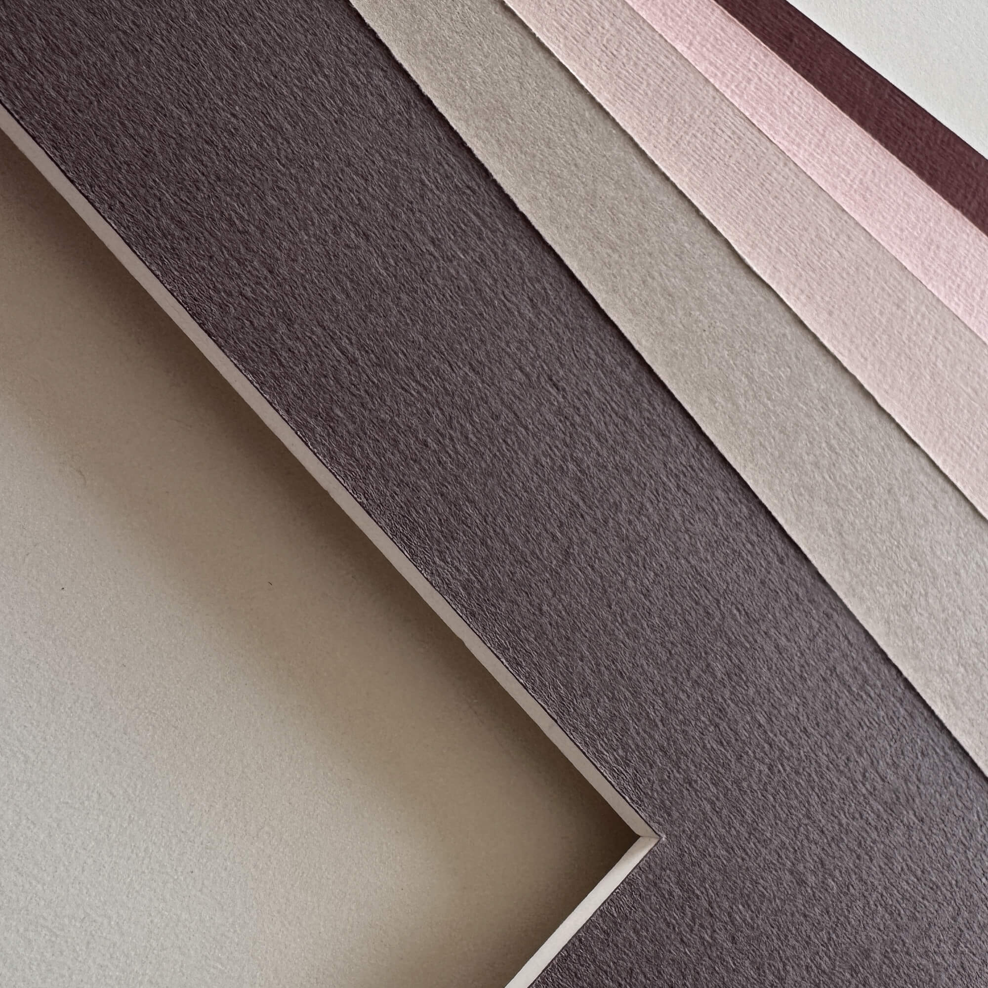 Støvet mauve passepartout